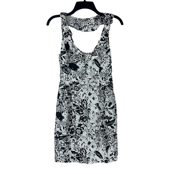 Kimchi Blue Ruffle Sleeveless Black White 100% Silk Floral Print Dress‎ Size 6 - Picture 1 of 6